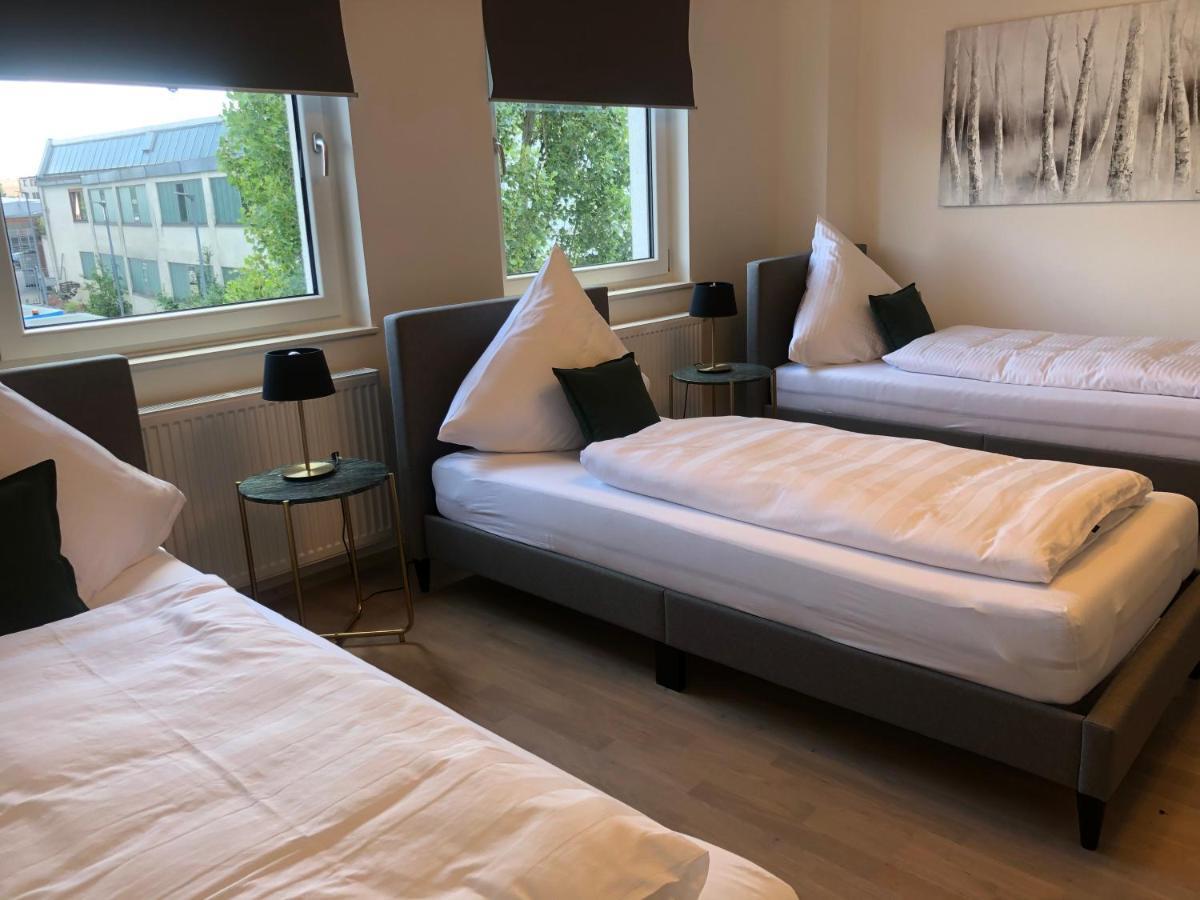 Business & Fitter Apartment